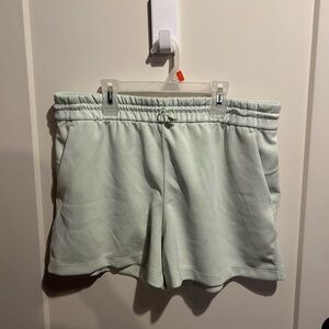 Lululemon softstream shorts
